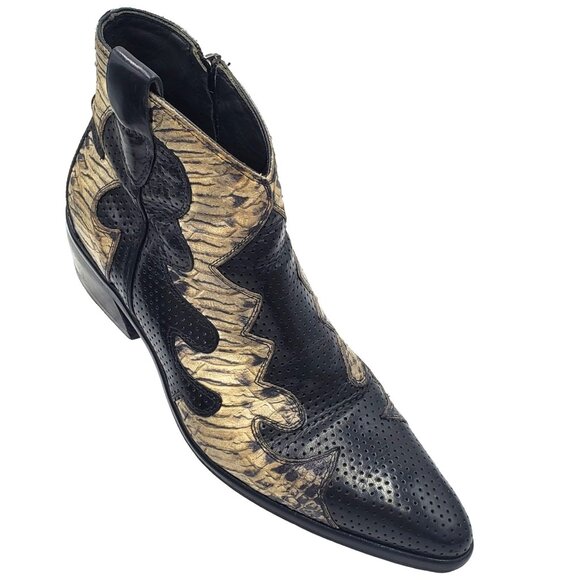 Italy Jo Ghost Women's size 7Black Cream Snake Print Leather Ankle Boots 37EU